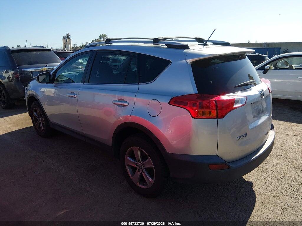2T3WFREV9FW175594 2015 TOYOTA RAV4 photo no. 3