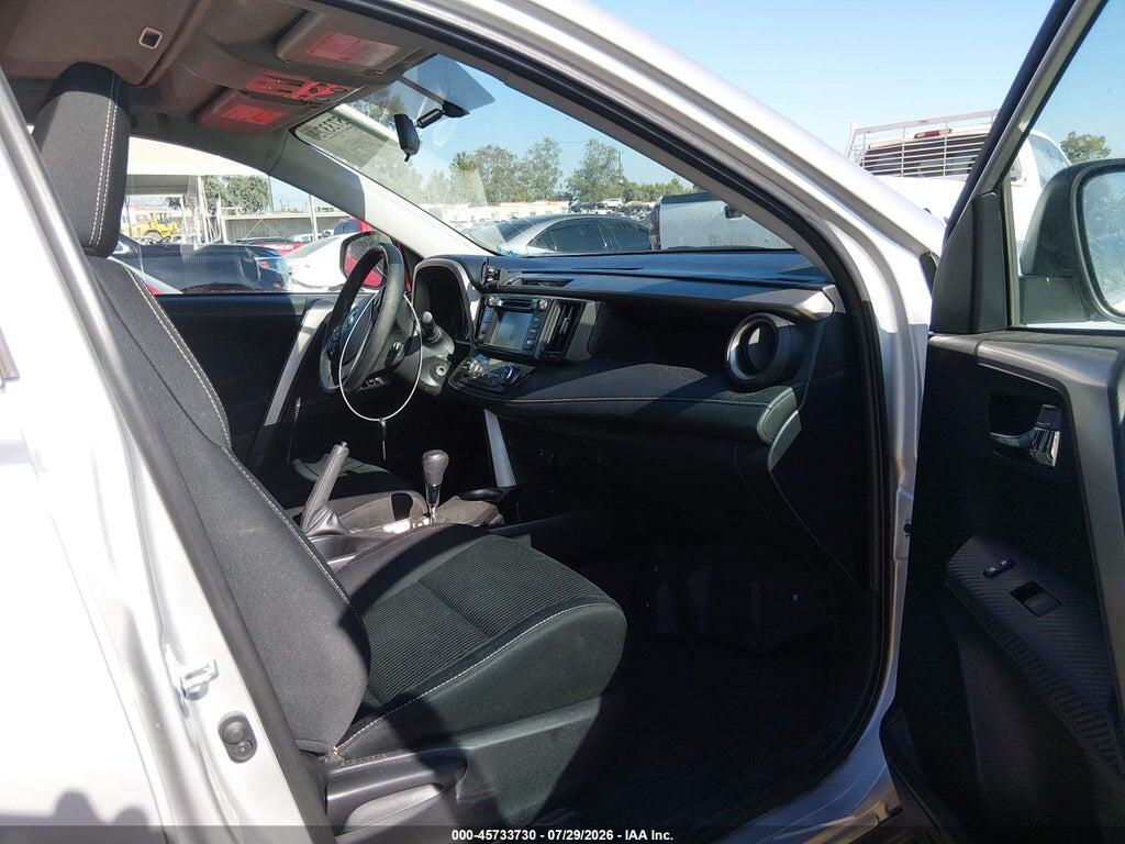 2T3WFREV9FW175594 2015 TOYOTA RAV4 photo no. 5