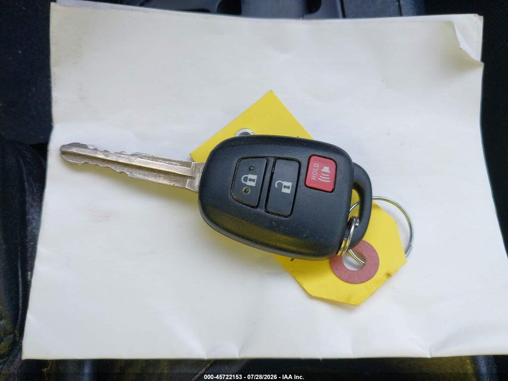 JTMBFREV3FJ047445 2015 TOYOTA RAV4 photo no. 11