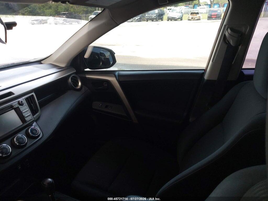 JTMZFREV6FD062440 2015 TOYOTA RAV4 photo no. 5