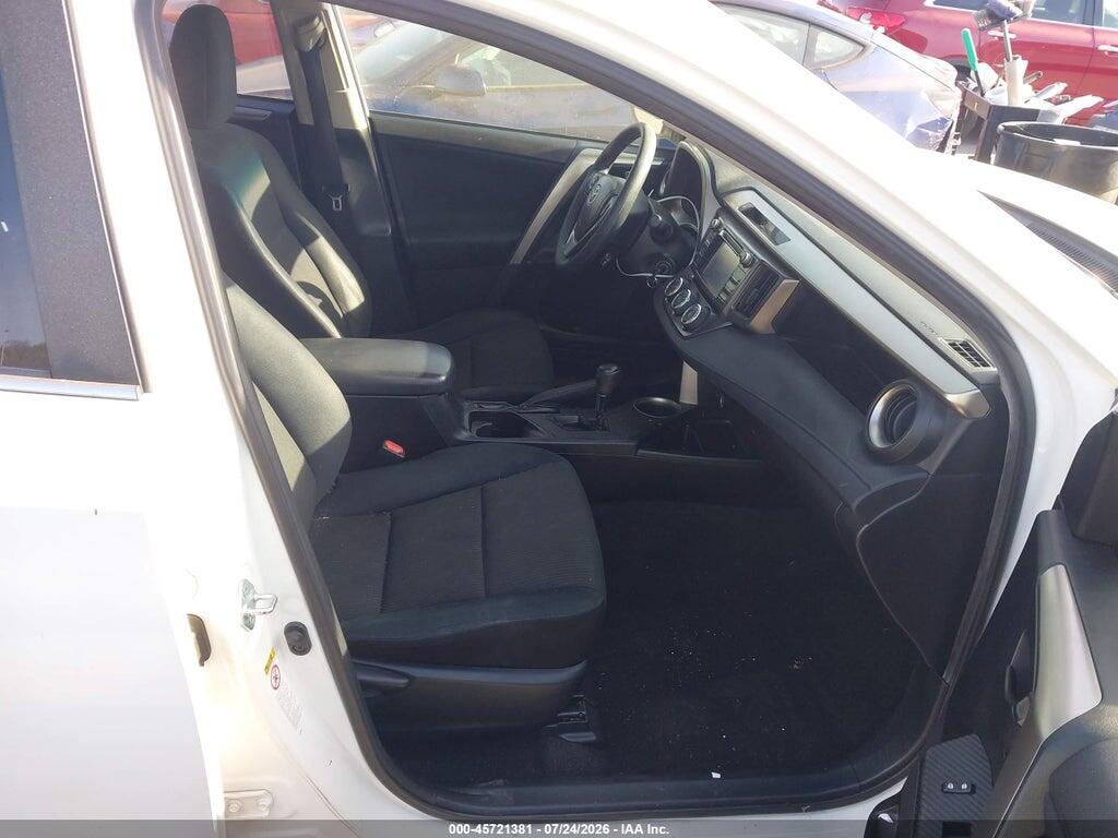 JTMBFREV5FD126873 2015 TOYOTA RAV4 photo no. 5