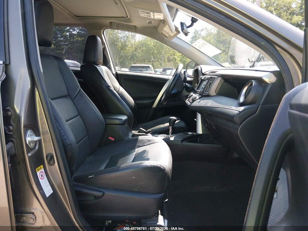 JTMRFREV1FD126836 2015 TOYOTA RAV4 photo no. 5