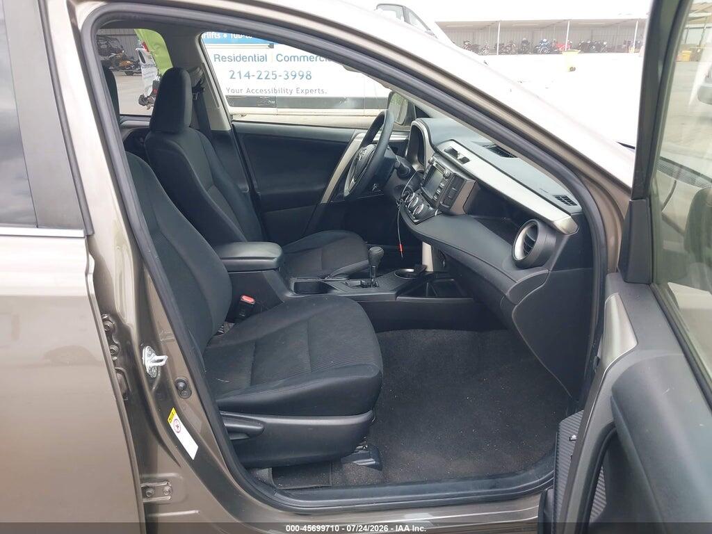 JTMZFREVXFD058598 2015 TOYOTA RAV4 photo no. 5