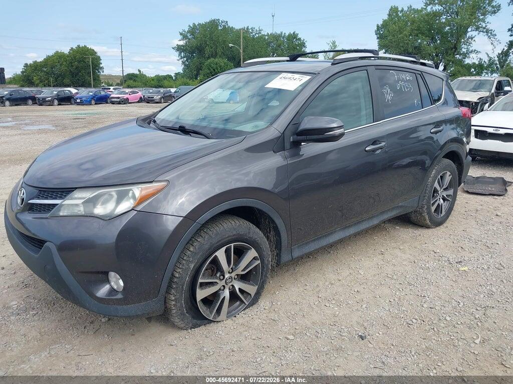 2T3RFREV6FW351370 2015 TOYOTA RAV4 photo no. 2