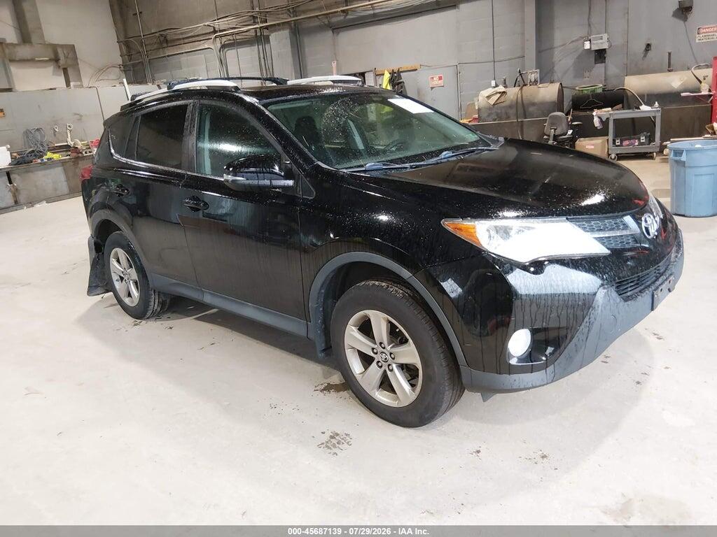 2T3RFREV2FW341130 2015 TOYOTA RAV4 photo no. 1