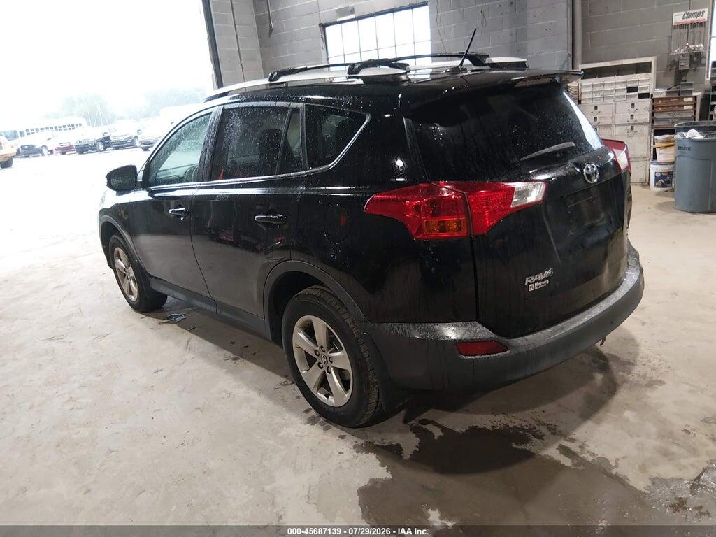 2T3RFREV2FW341130 2015 TOYOTA RAV4 photo no. 3