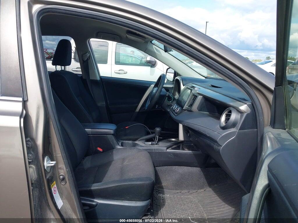JTMBFREV2FD134462 2015 TOYOTA RAV4 photo no. 5
