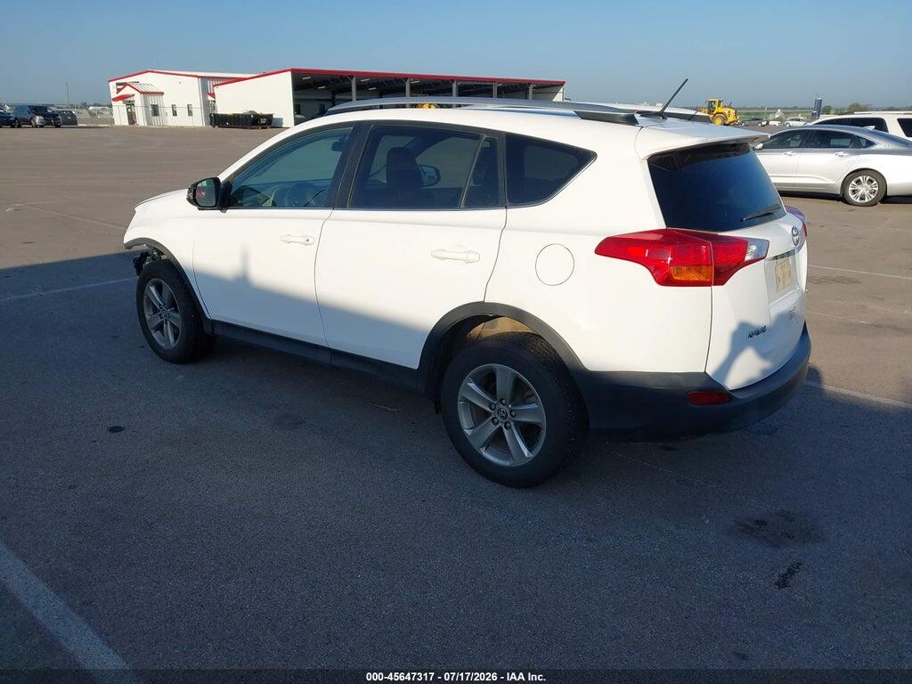 2T3RFREV7FW273617 2015 TOYOTA RAV4 photo no. 3