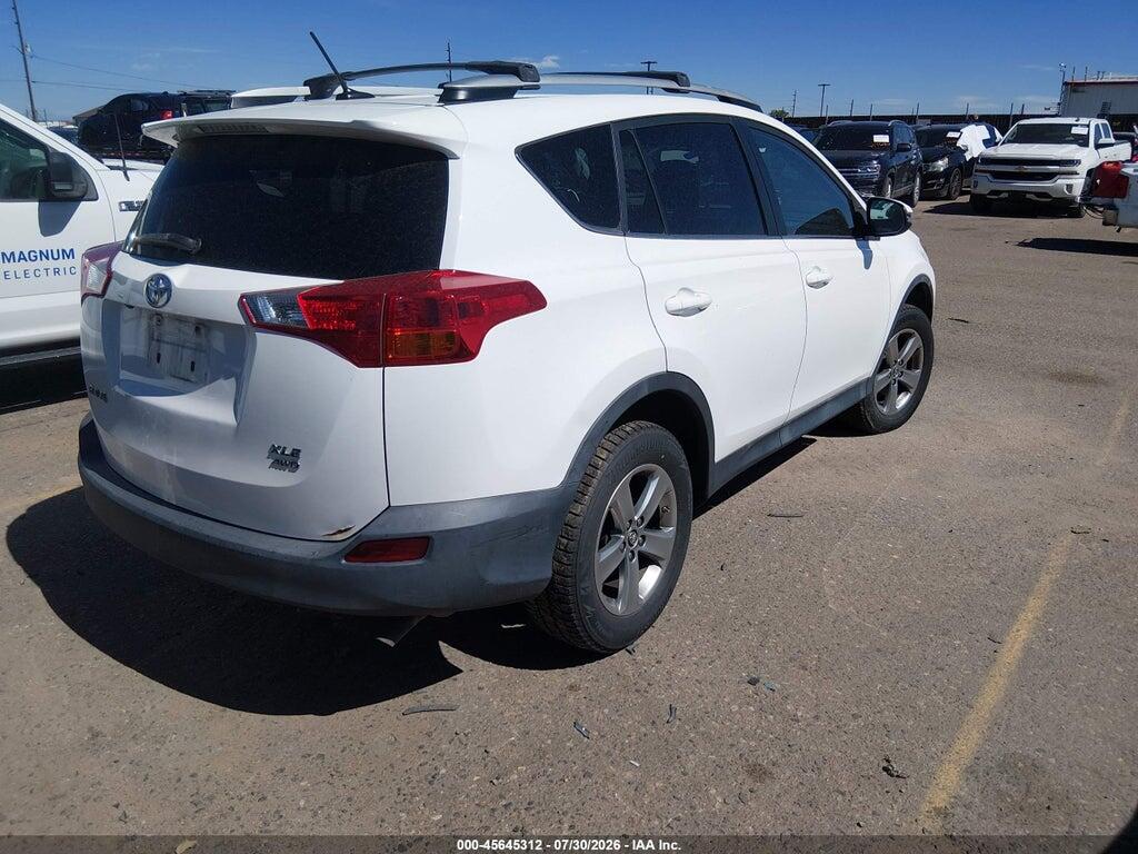 2T3RFREV6FW270868 2015 TOYOTA RAV4 photo no. 4