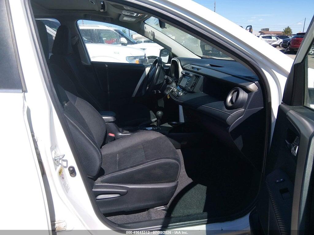 2T3RFREV6FW270868 2015 TOYOTA RAV4 photo no. 5