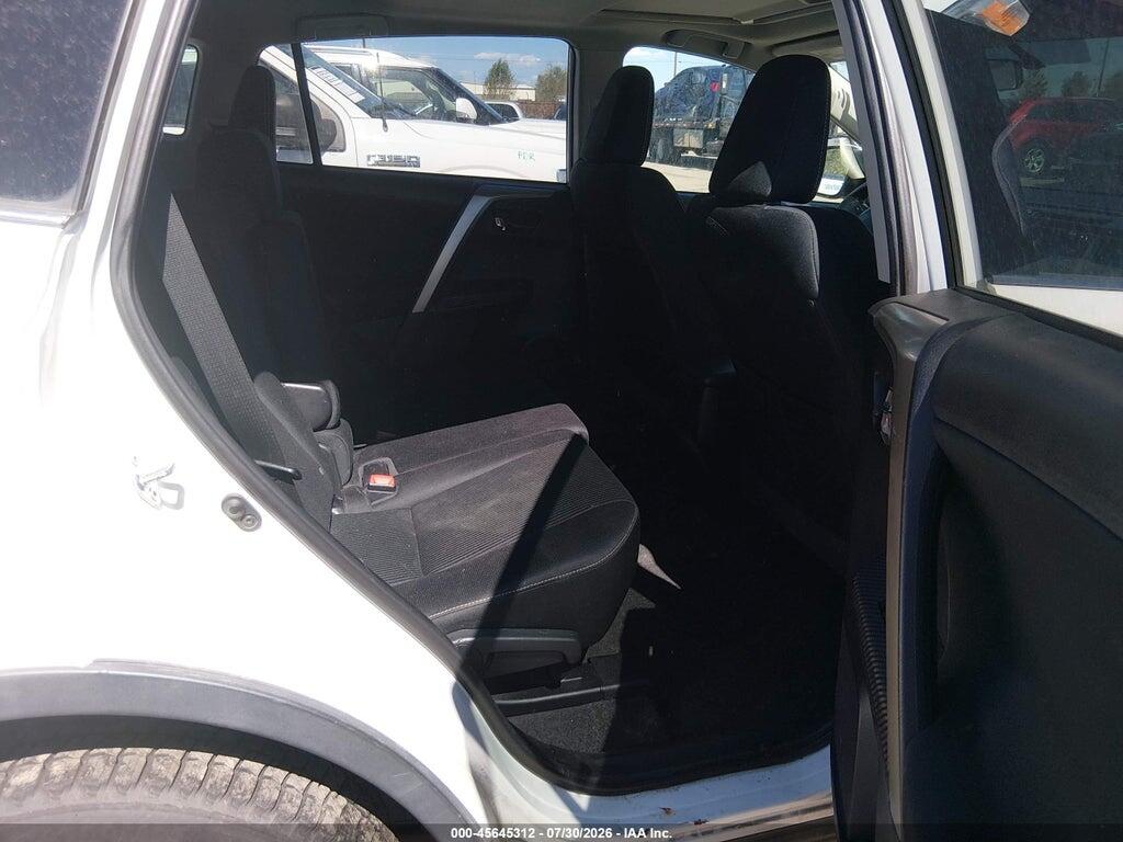 2T3RFREV6FW270868 2015 TOYOTA RAV4 photo no. 8