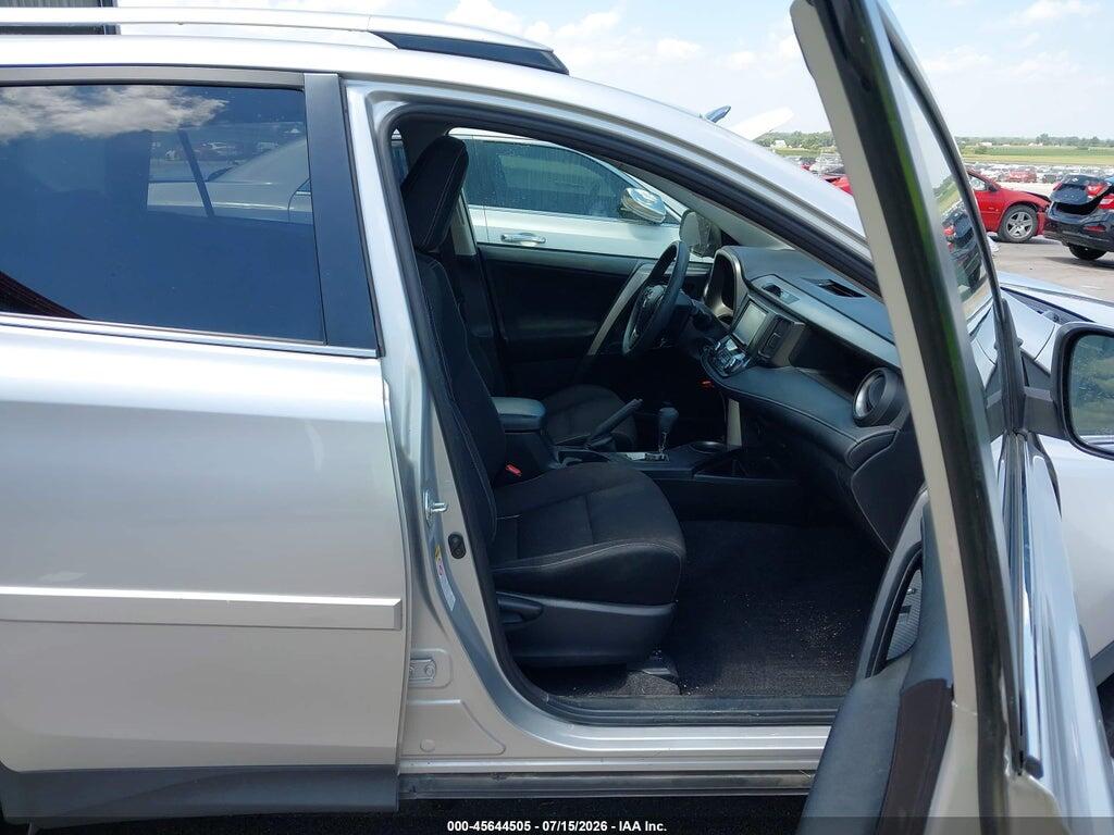 JTMRFREV6FD103648 2015 TOYOTA RAV4 photo no. 5