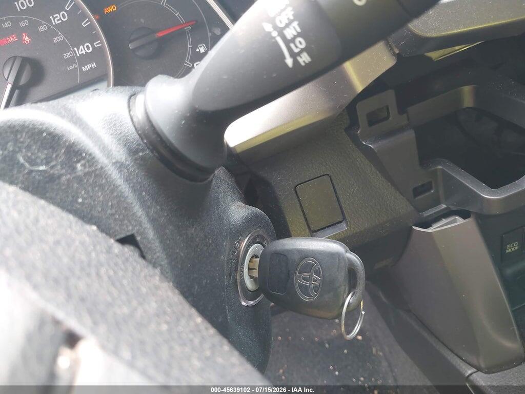 JTMBFREV4FJ015216 2015 TOYOTA RAV4 photo no. 11