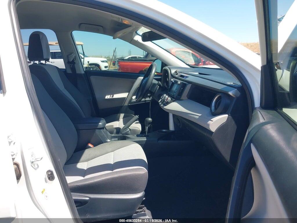 JTMZFREV3FD078644 2015 TOYOTA RAV4 photo no. 5
