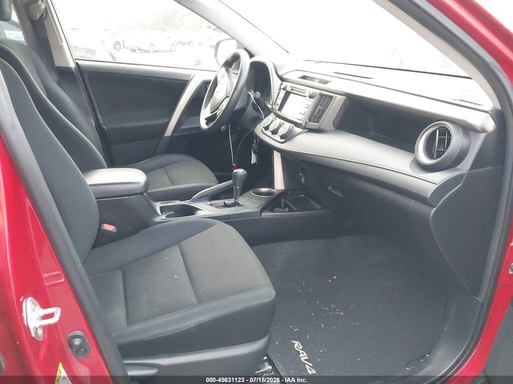 JTMZFREV7FD053956 2015 TOYOTA RAV4 photo no. 5