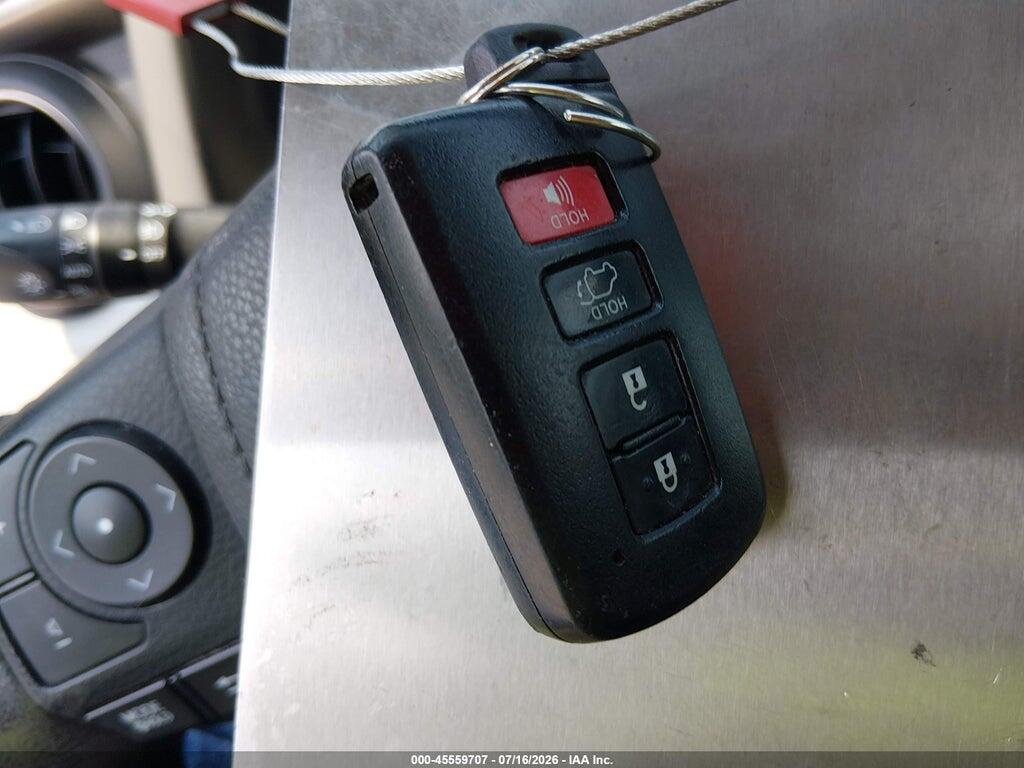 2T3DFREVXFW319256 2015 TOYOTA RAV4 photo no. 11