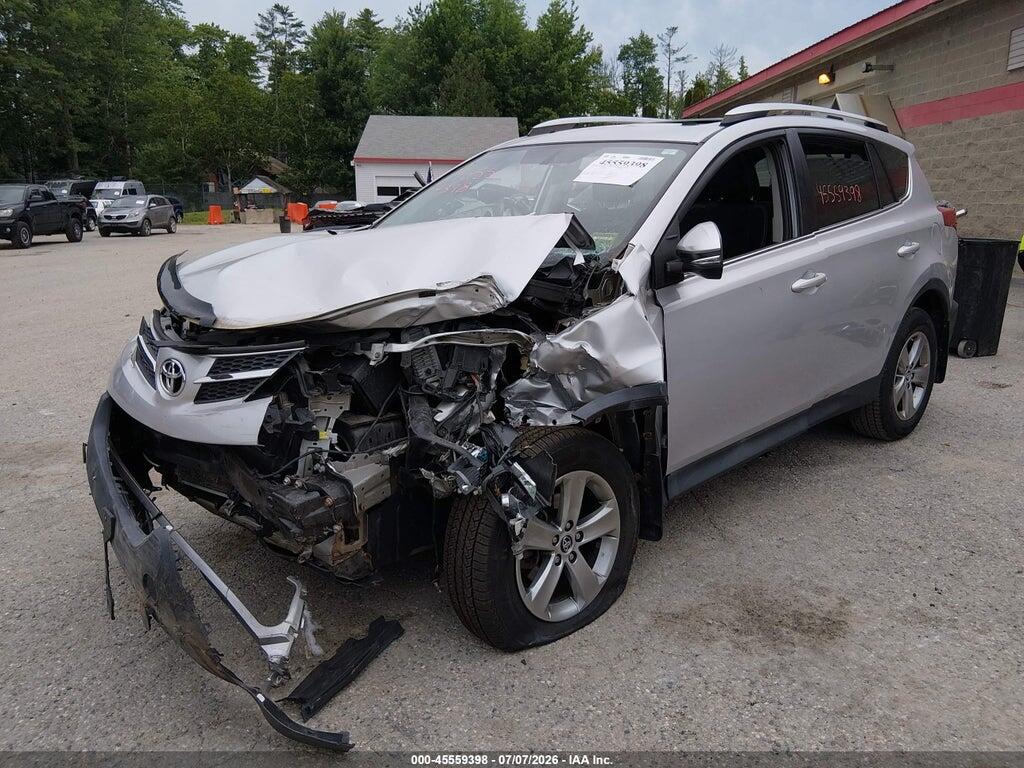 2T3RFREV9FW386176 2015 TOYOTA RAV4 photo no. 2
