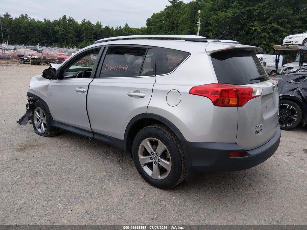 2T3RFREV9FW386176 2015 TOYOTA RAV4 photo no. 3