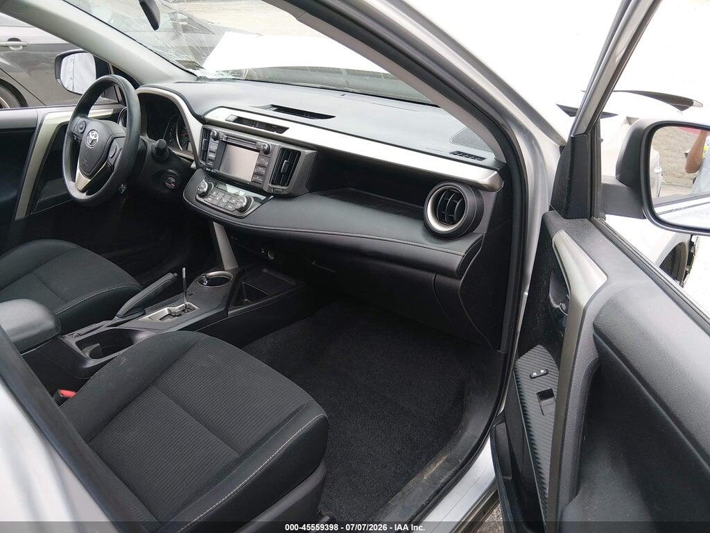 2T3RFREV9FW386176 2015 TOYOTA RAV4 photo no. 5