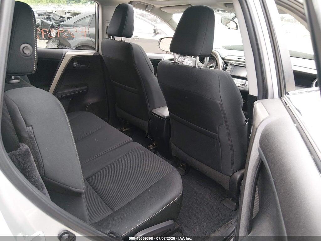 2T3RFREV9FW386176 2015 TOYOTA RAV4 photo no. 8