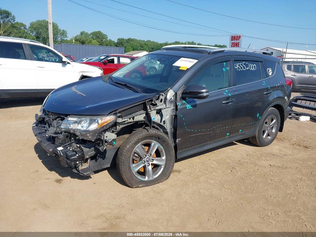 JTMRFREV3FD139491 2015 TOYOTA RAV4 photo no. 2