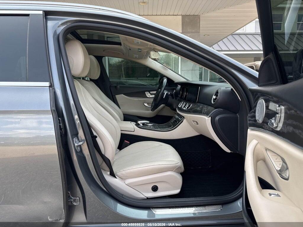 2017 MERCEDES-BENZ E 400 4MATIC — Фото 5 из 10