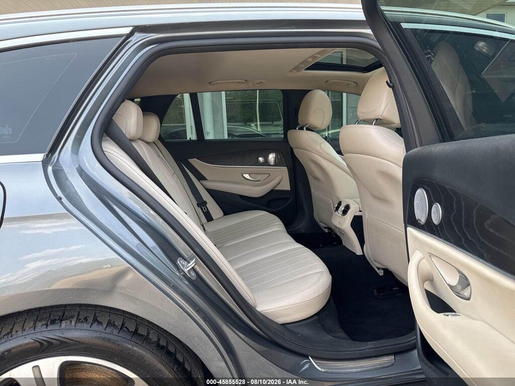 2017 MERCEDES-BENZ E 400 4MATIC — Фото 8 из 10