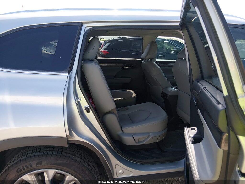 5TDYZRAH6LS030672 2020 TOYOTA HIGHLANDER photo no. 8