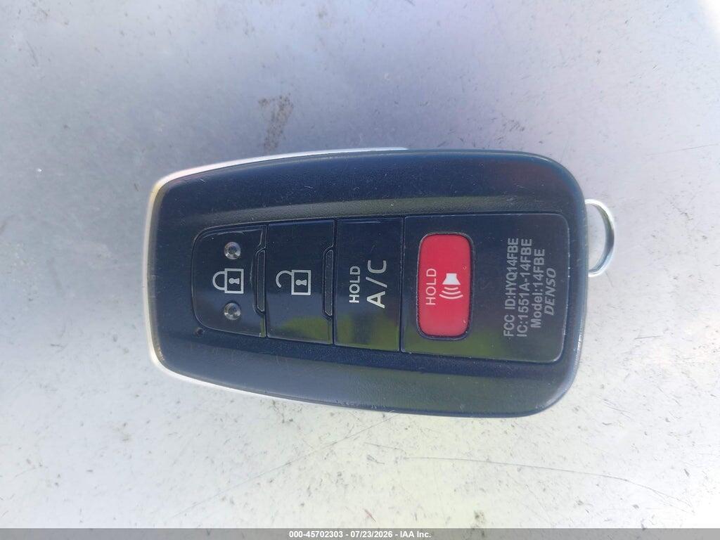 JTDKARFP7L3136384 2020 TOYOTA PRIUS PRIME photo no. 11