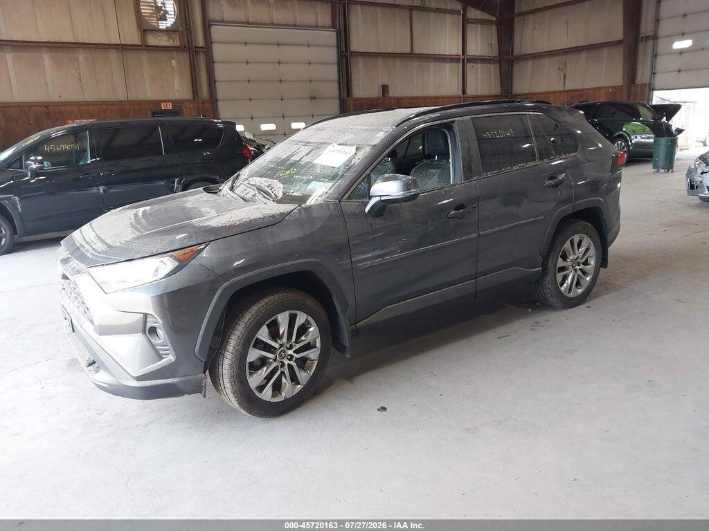 2T3A1RFVXLW132823 2020 TOYOTA RAV4 photo no. 2