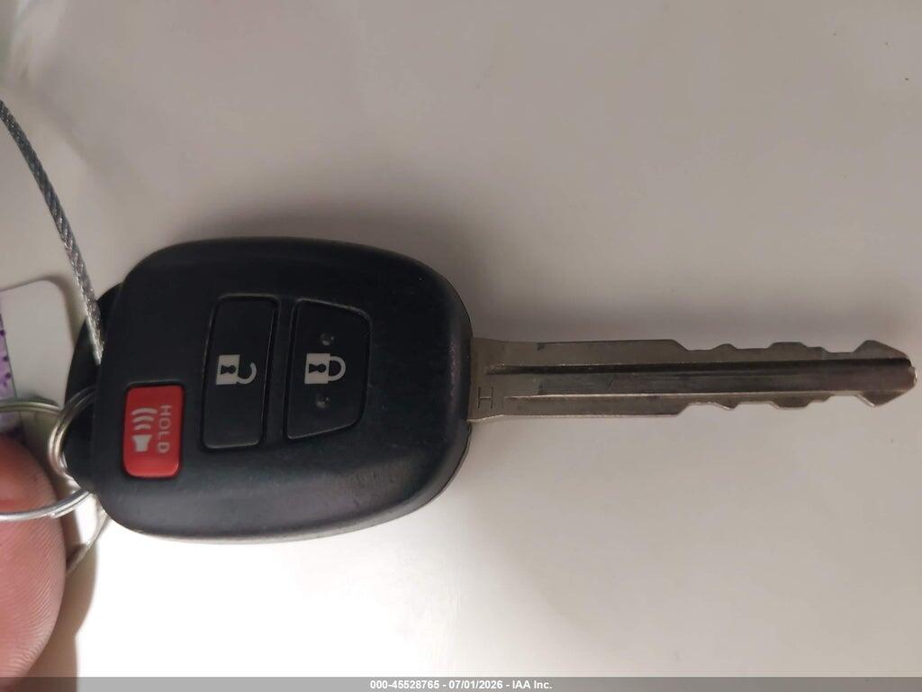 2T3RFREV5FW353529 2015 TOYOTA RAV4 photo no. 11