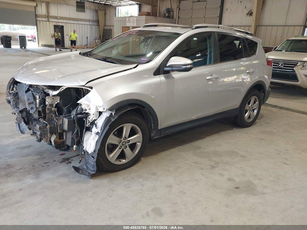 2T3RFREV5FW353529 2015 TOYOTA RAV4 photo no. 2