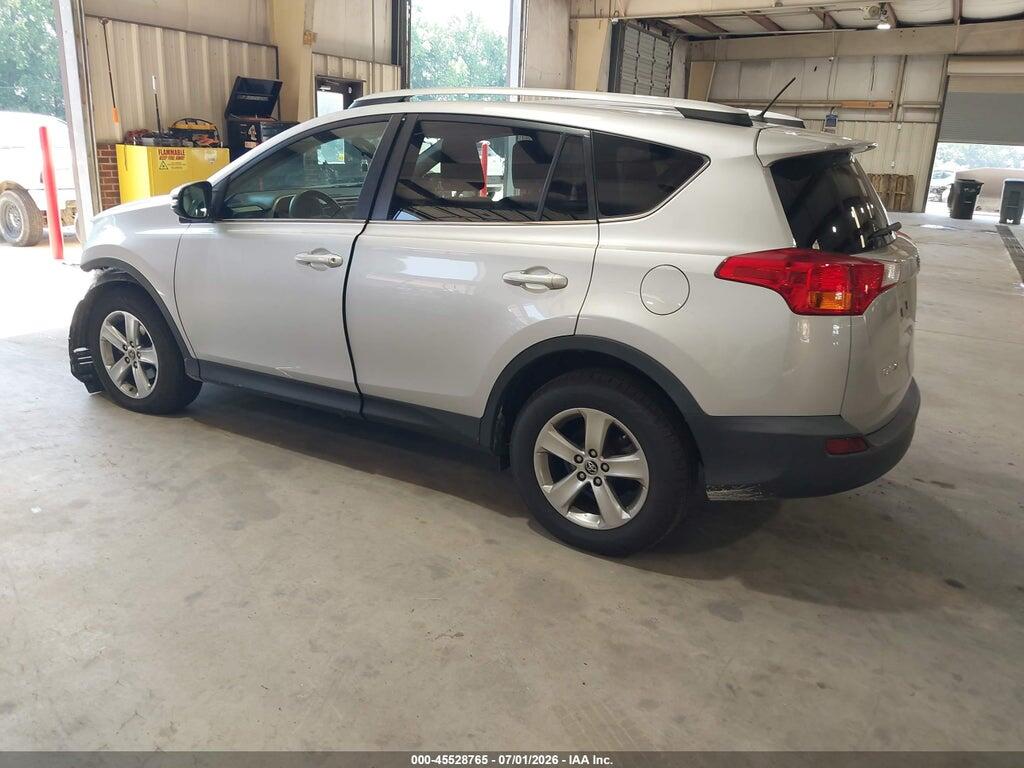 2T3RFREV5FW353529 2015 TOYOTA RAV4 photo no. 3