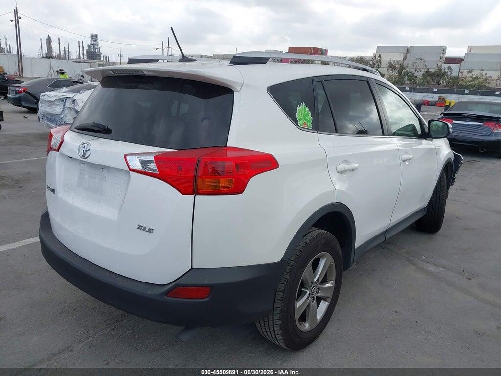 JTMWFREV3FD076394 2015 TOYOTA RAV4 photo no. 4