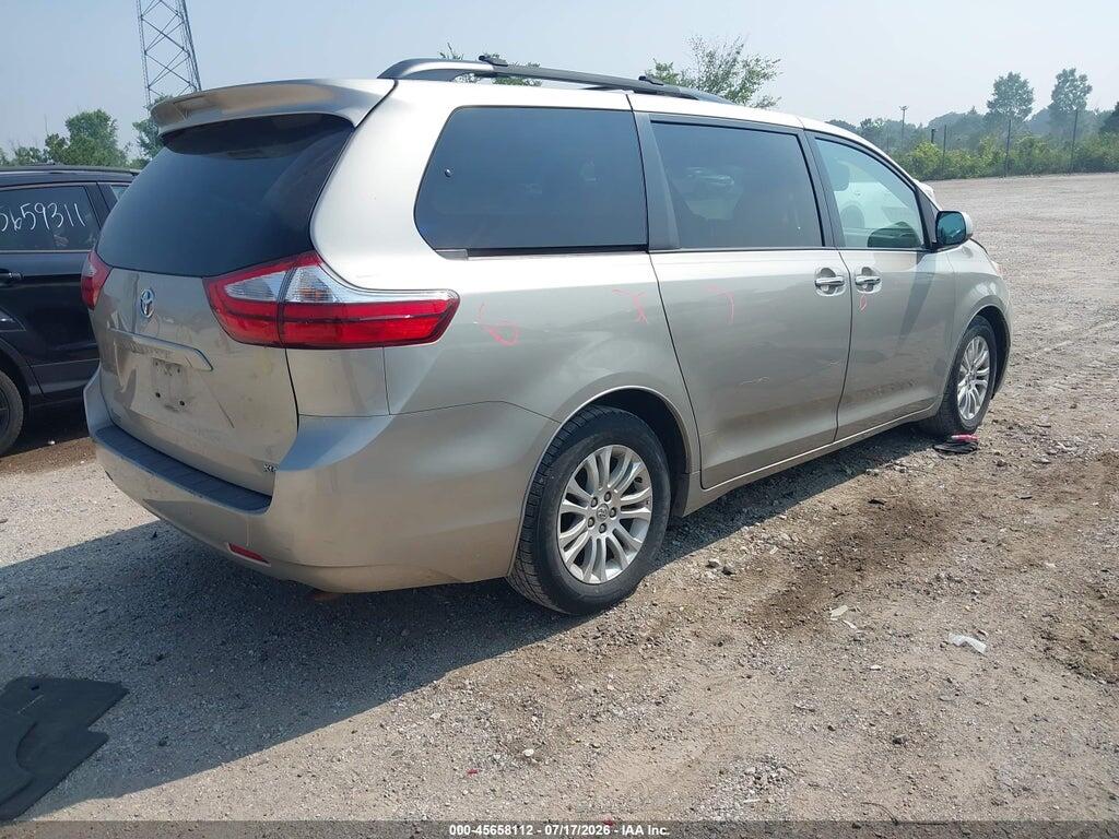5TDYK3DC1FS600437 2015 TOYOTA SIENNA photo no. 4