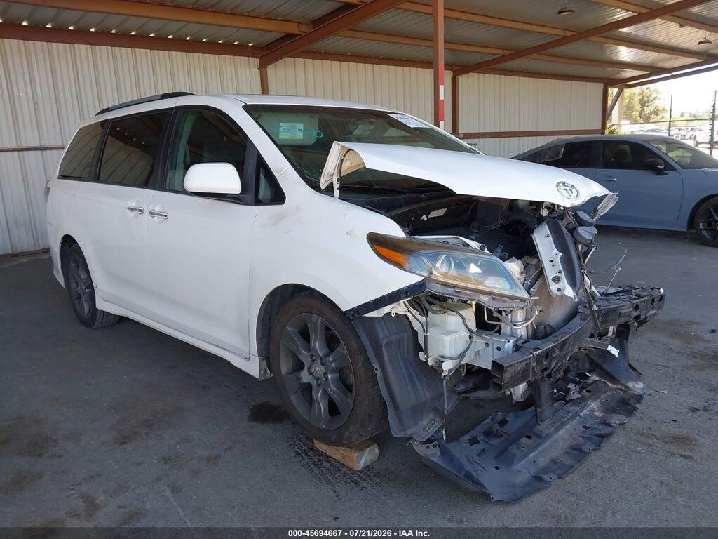 5TDXK3DC6FS586790 2015 TOYOTA SIENNA photo no. 1