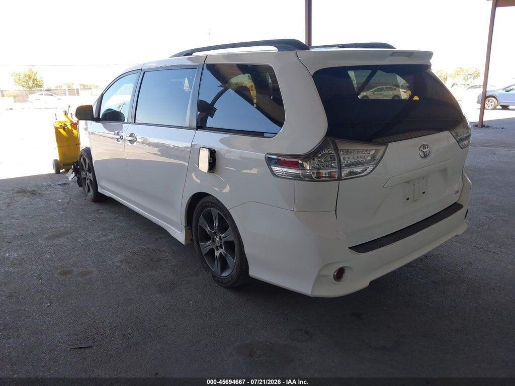 5TDXK3DC6FS586790 2015 TOYOTA SIENNA photo no. 3