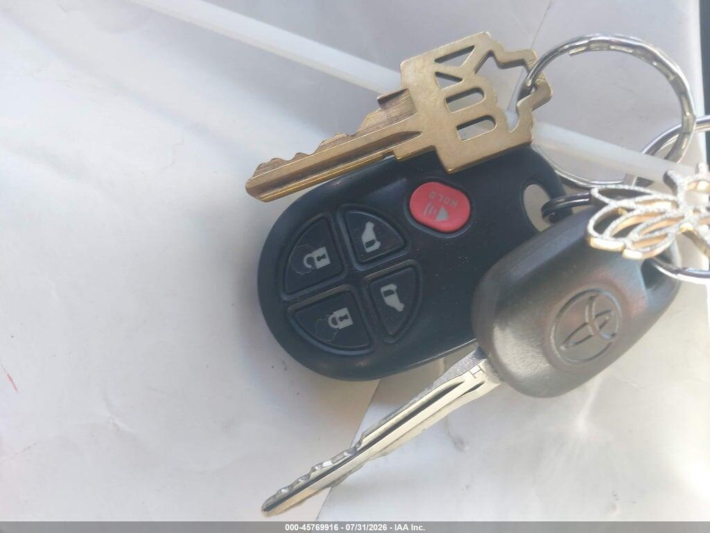 5TDKK3DC6FS601668 2015 TOYOTA SIENNA photo no. 11
