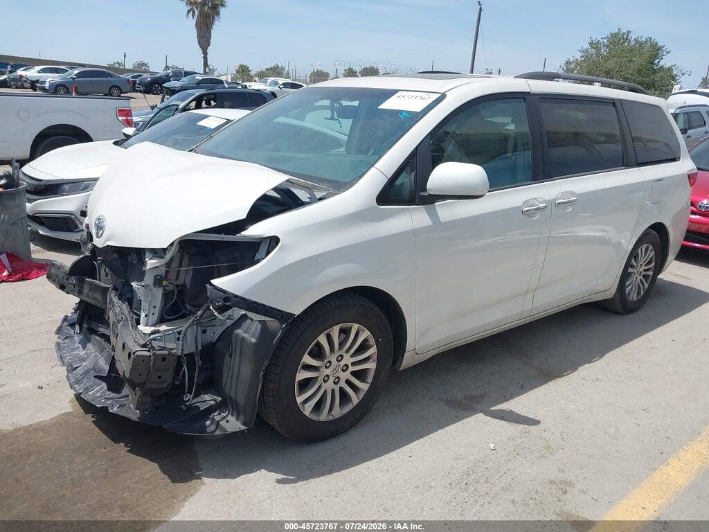 5TDYK3DC4FS671440 2015 TOYOTA SIENNA photo no. 2