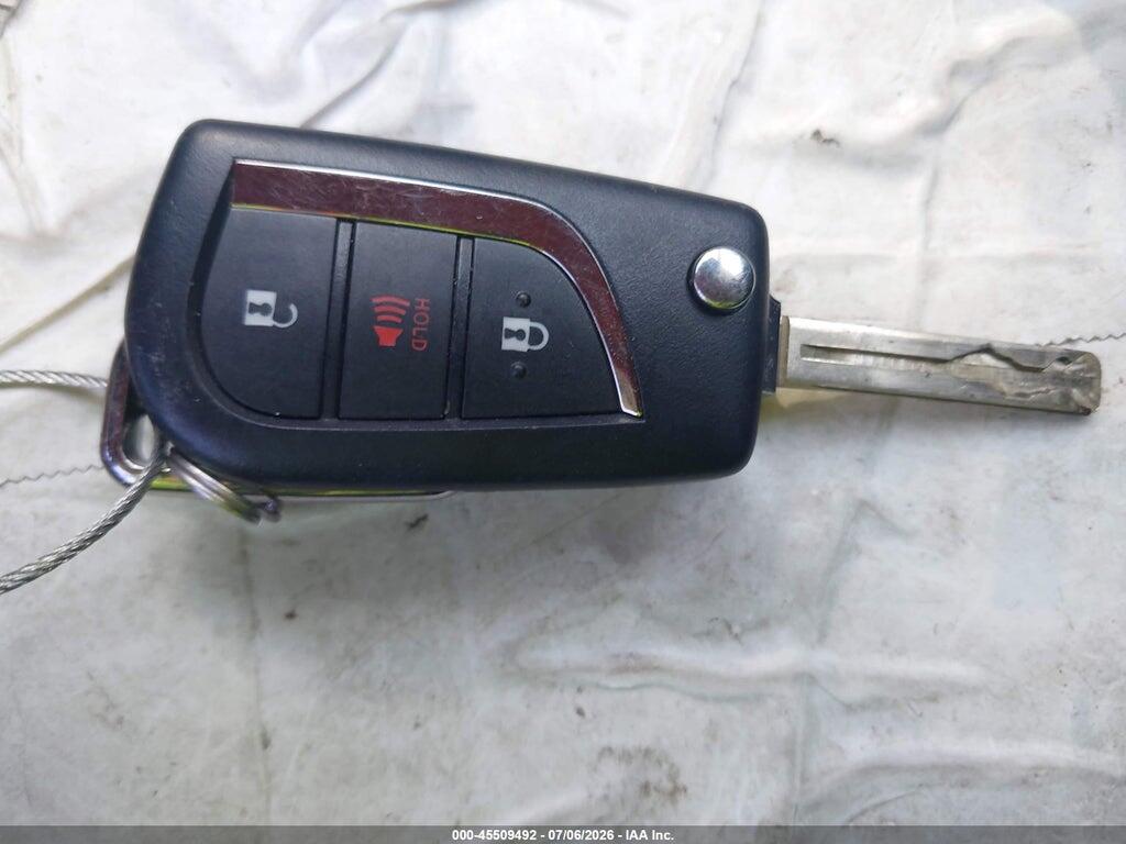 2T3F1RFV5LC120697 2020 TOYOTA RAV4 photo no. 11