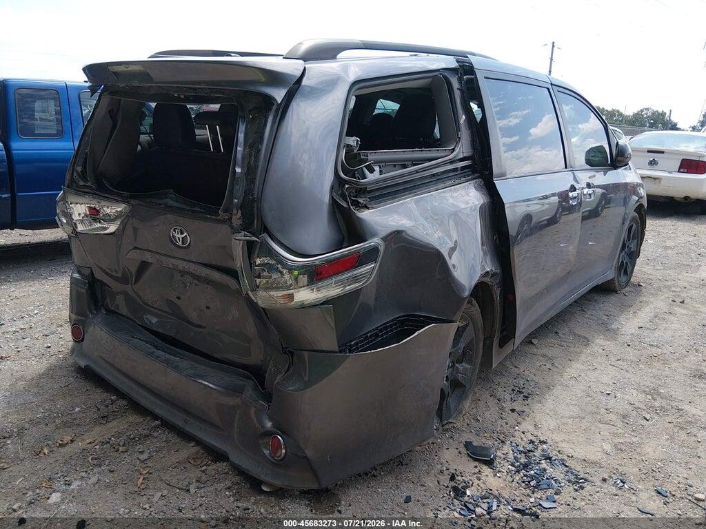 5TDXK3DC1FS577110 2015 TOYOTA SIENNA photo no. 4