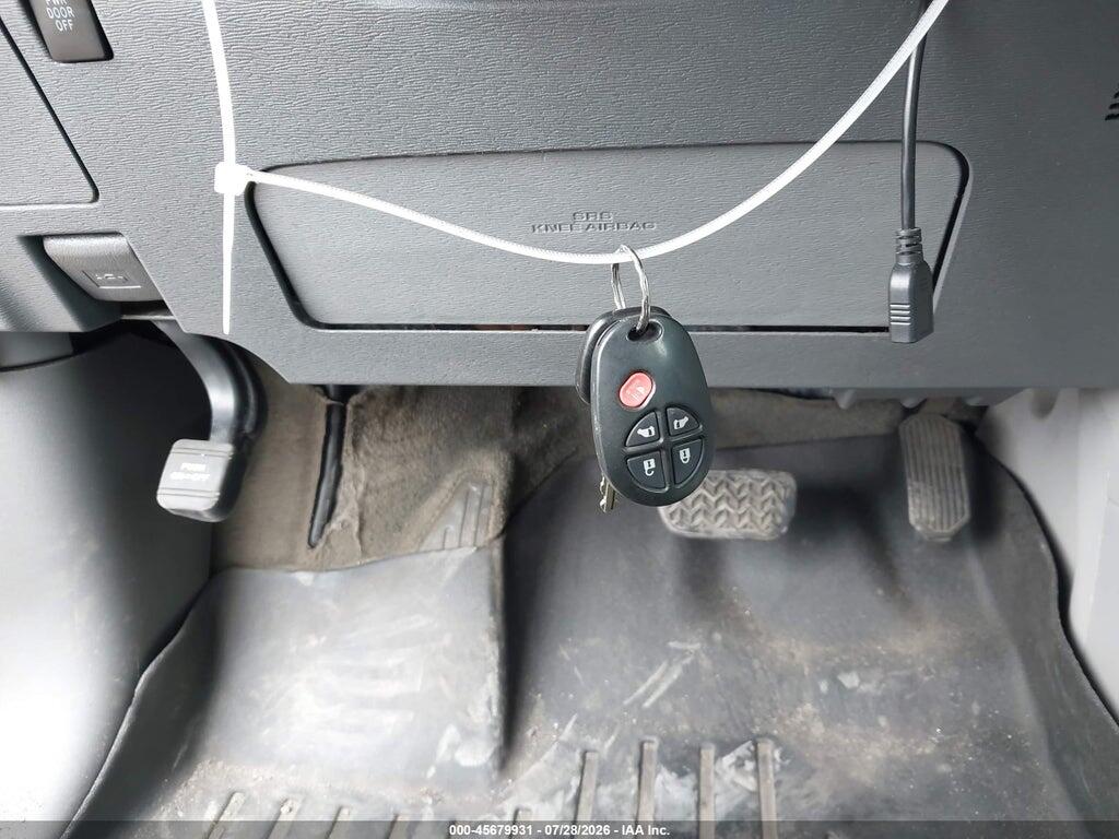 5TDKK3DC3FS604138 2015 TOYOTA SIENNA photo no. 11