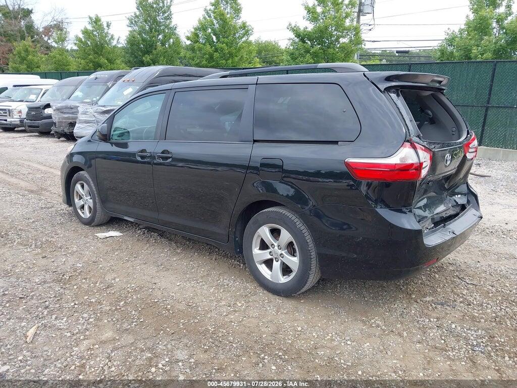 5TDKK3DC3FS604138 2015 TOYOTA SIENNA photo no. 3