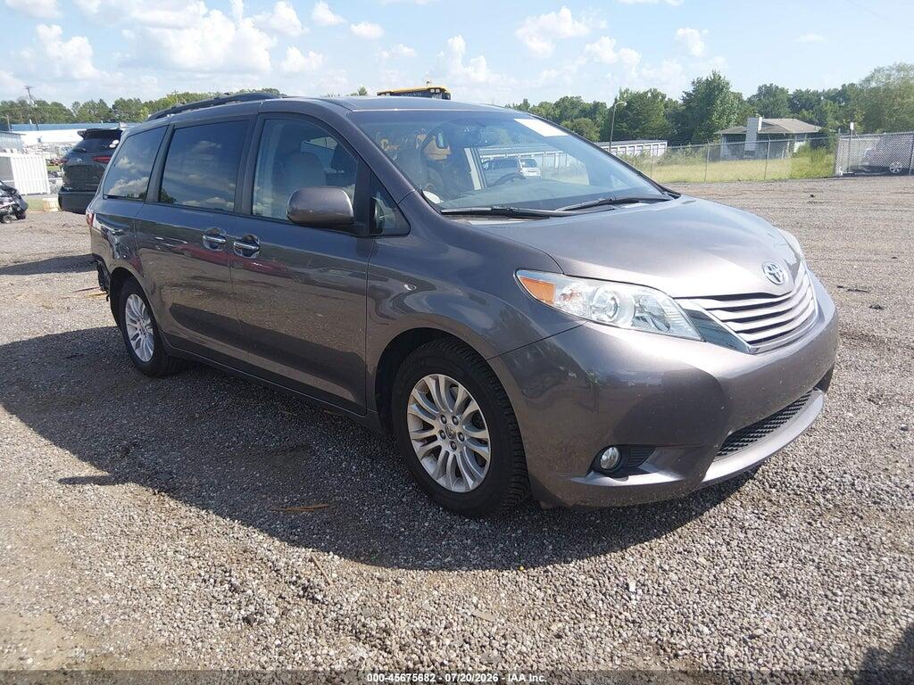 5TDYK3DC3FS638932 2015 TOYOTA SIENNA photo no. 1