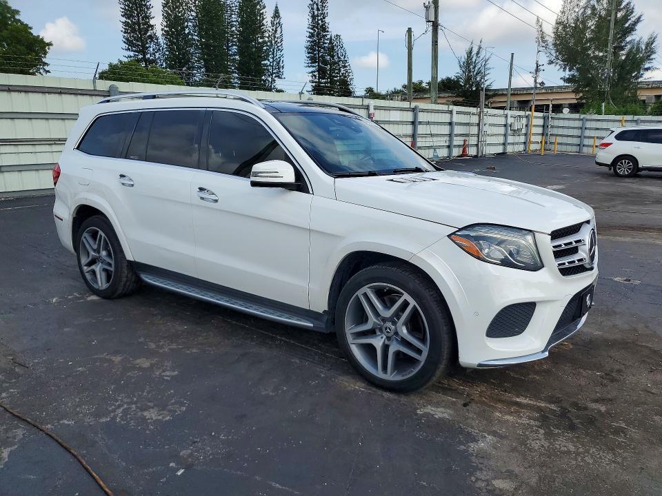 2017 MERCEDES-BENZ GLS 550 4MATIC — Фото 4 из 13