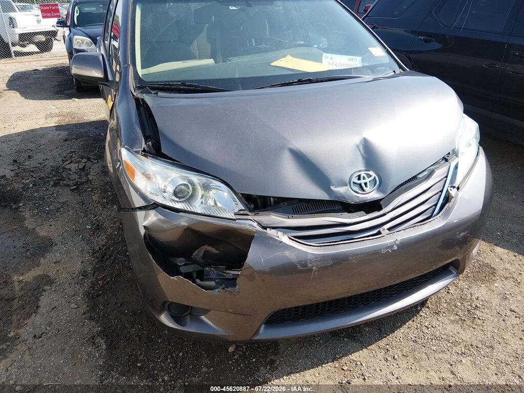 5TDKK3DC9FS633336 2015 TOYOTA SIENNA photo no. 6