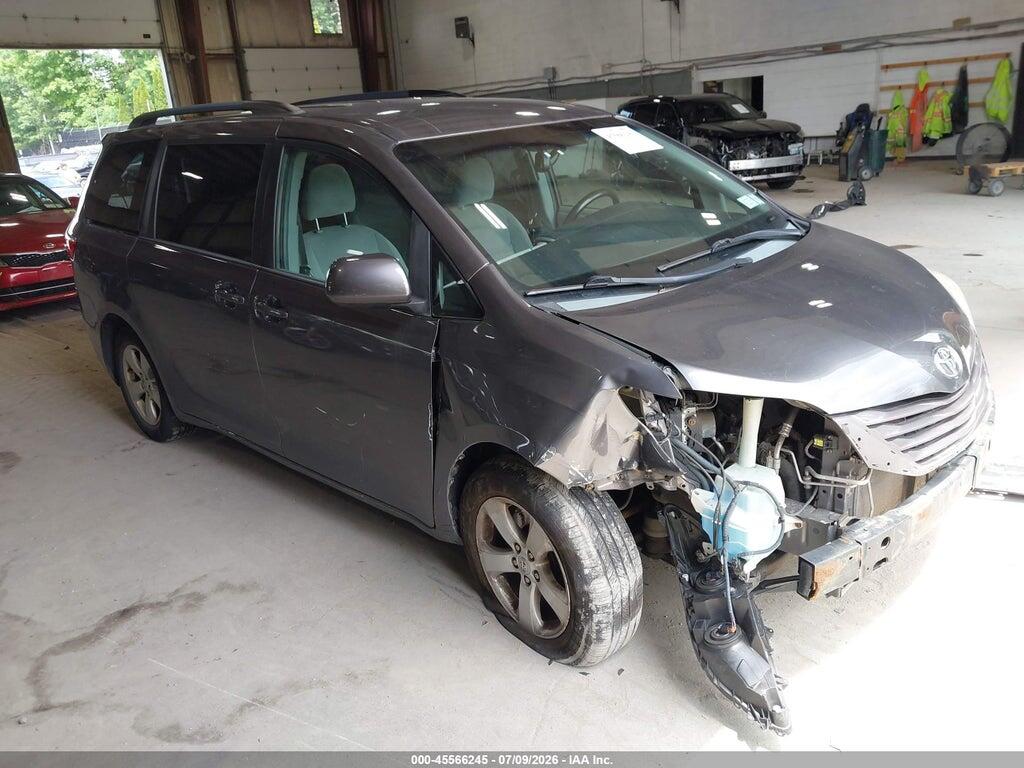 5TDJK3DC5FS108253 2015 TOYOTA SIENNA photo no. 1