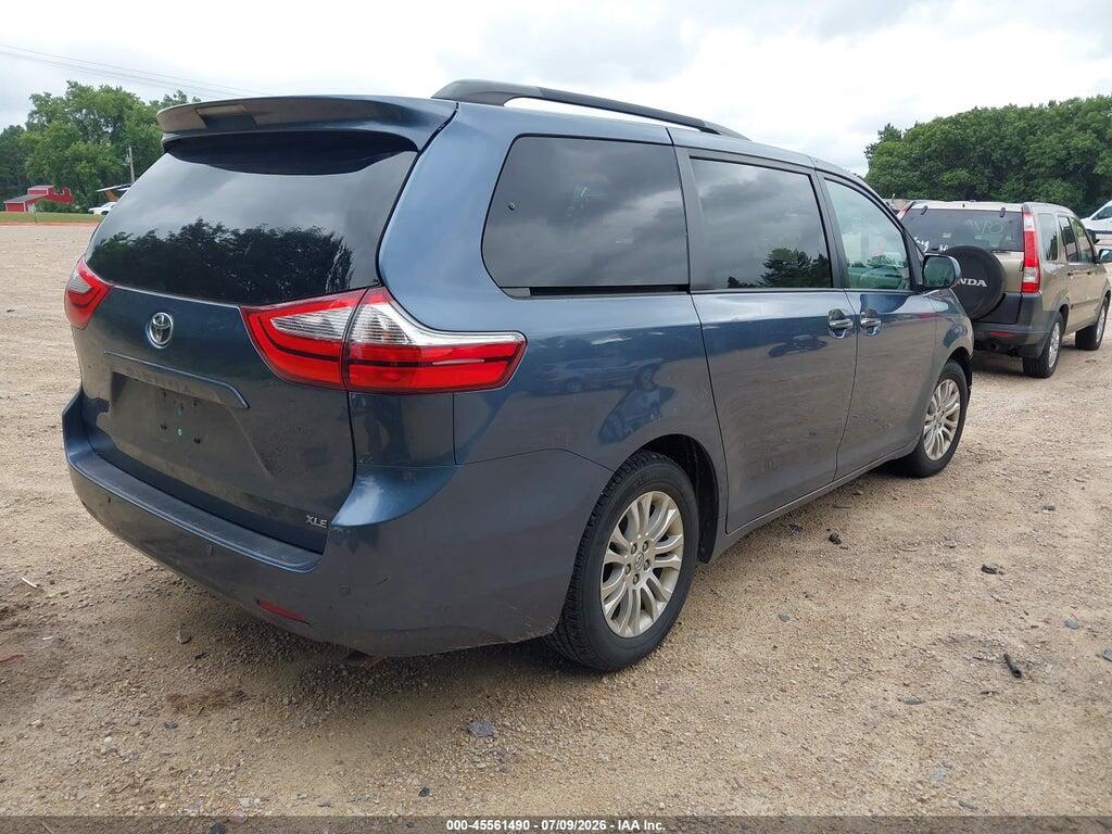 5TDYK3DC6FS635068 2015 TOYOTA SIENNA photo no. 4