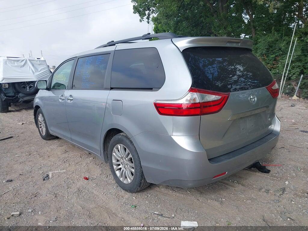 5TDYK3DC4FS539844 2015 TOYOTA SIENNA photo no. 3