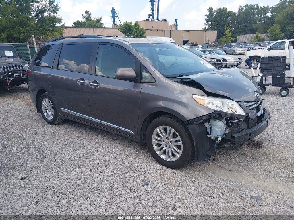 5TDYK3DC2FS647377 2015 TOYOTA SIENNA photo no. 1